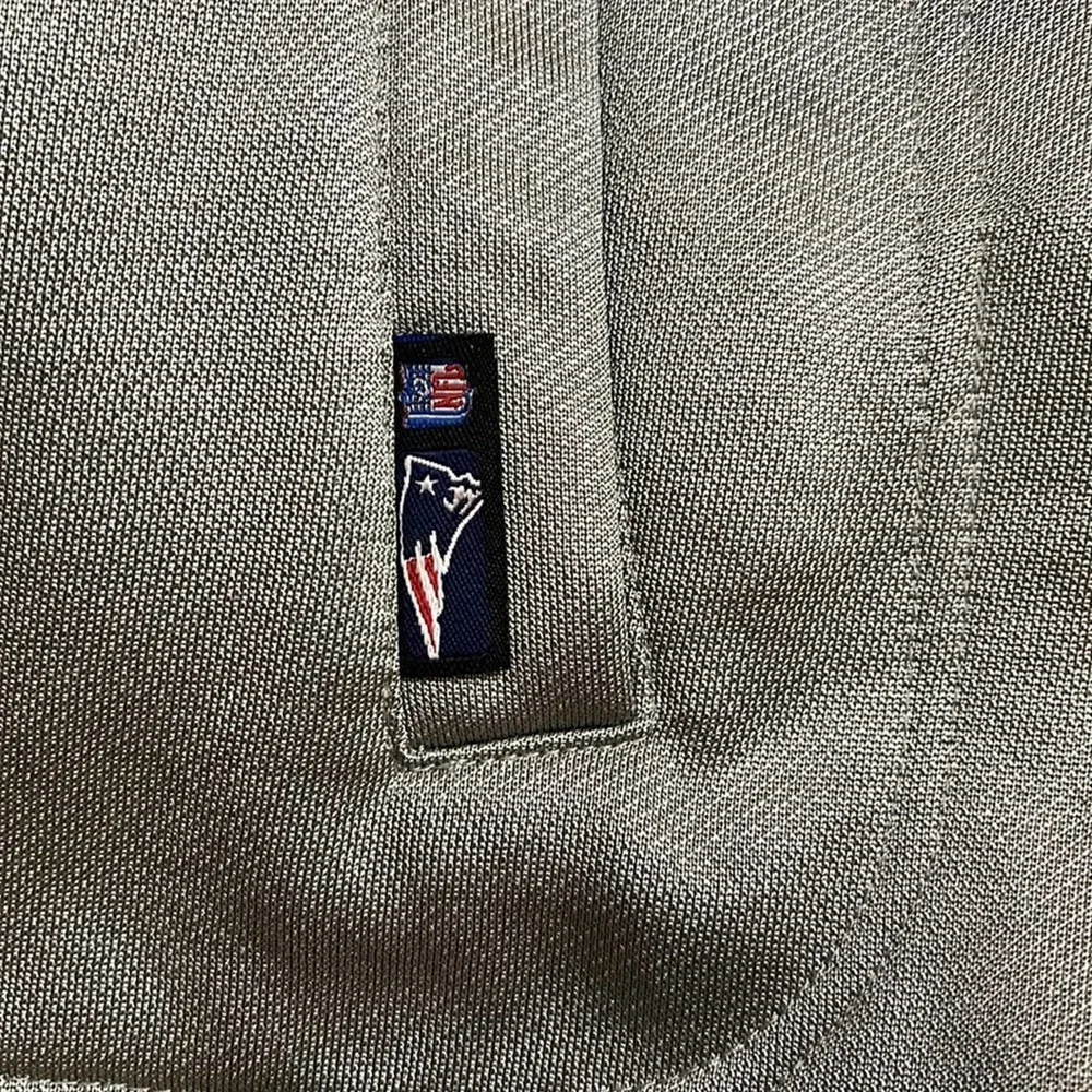 NFL Team Apparel Reebok New England Patriots Hoodie Men’s Size Medium - Picture 7 of 9